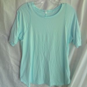 Beautiful M Mint Green Nylon Athletic Shirt Top